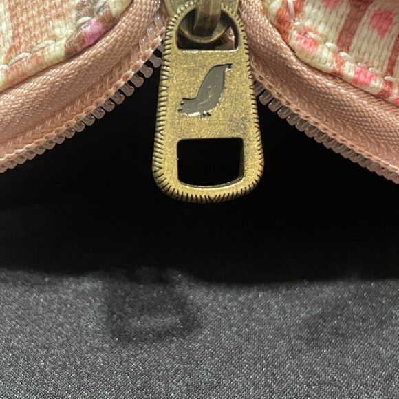 ~ New: Sakroots Crossbody Purse Salinas Smartphone Wallet Zip Pocket Bag, No Tag - Picture 15 of 15